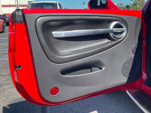 Used 2003 Chevrolet SSR w/ Preferred Equipment Group image 17