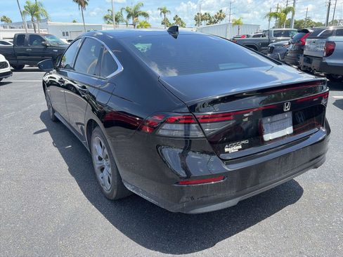 Certified 2024 Honda Accord EX image 5