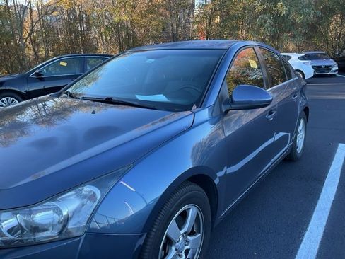 Used 2014 Chevrolet Cruze LT image 10