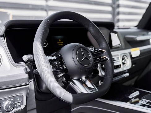 Used 2026 Mercedes-Benz G 63 AMG 4MATIC image 38