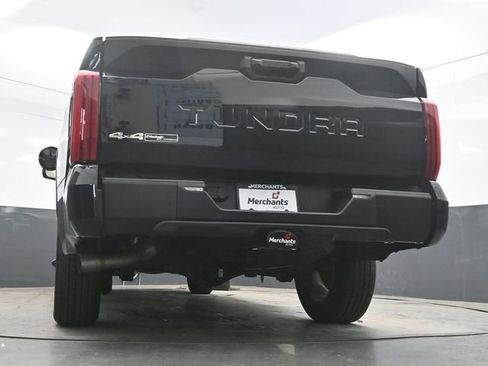 Used 2022 Toyota Tundra SR5 AWD/4WD image 29
