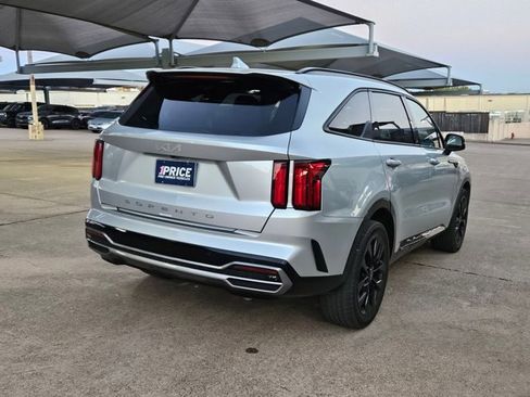 Used 2022 Kia Sorento SX image 5