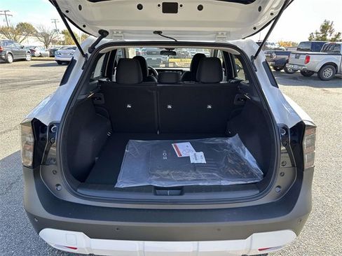 New 2026 Nissan Kicks SV image 12