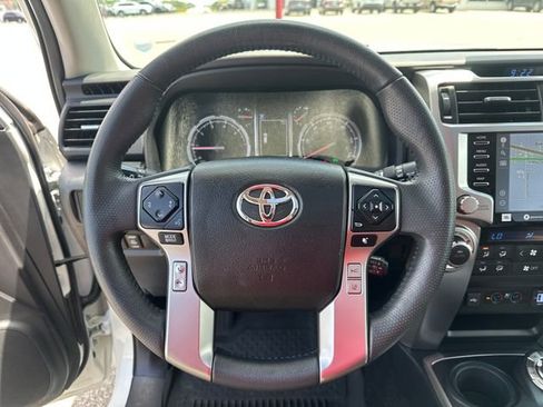 Used 2021 Toyota 4Runner Limited AWD/4WD image 13
