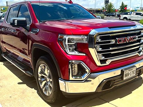 Used 2021 GMC Sierra 1500 SLT RWD image 2