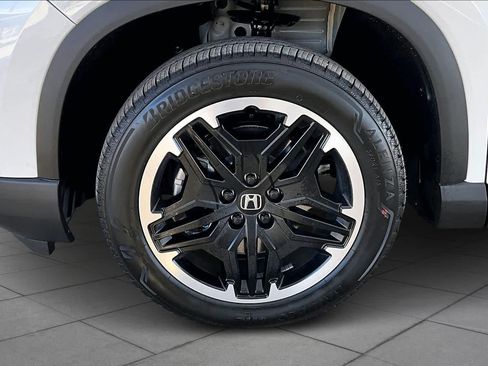 New 2026 Honda Pilot Touring image 11