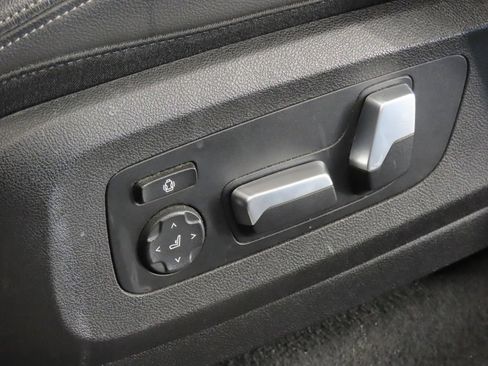 Used 2019 BMW X5 xDrive40i AWD/4WD image 36