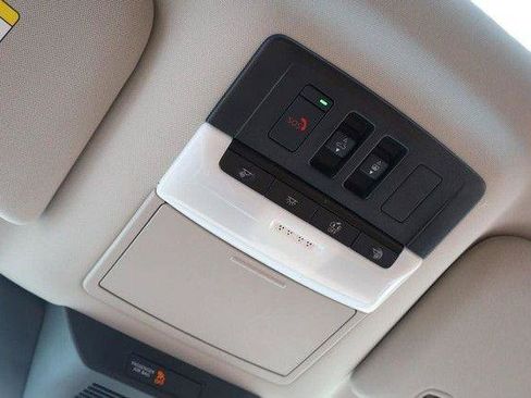 Used 2025 Nissan Pathfinder Platinum w/ Cargo Package FWD image 21