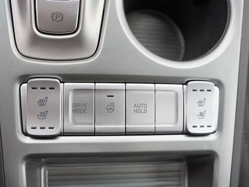 Used 2023 Hyundai Kona Limited image 28