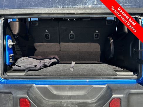 Used 2024 Jeep Wrangler Unlimited Sahara w/ Technology Group image 25