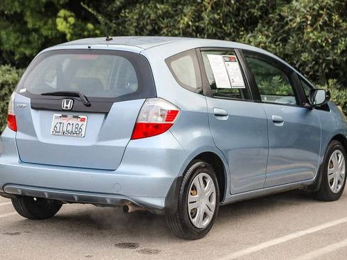 Used 2011 Honda Fit image 4