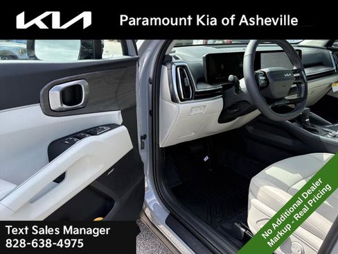 New 2026 Kia Sorento X-Line EX image 17