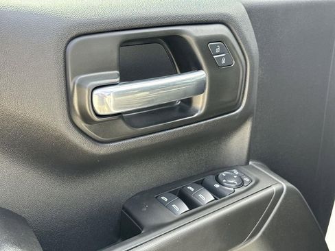 Used 2025 Chevrolet Silverado 1500 Custom Trail Boss image 21