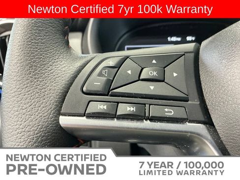 Used 2024 Nissan Kicks SR w/ SR Premium Package FWD image 31