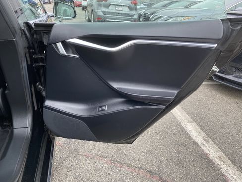 Used 2017 Tesla Model S 75 image 21