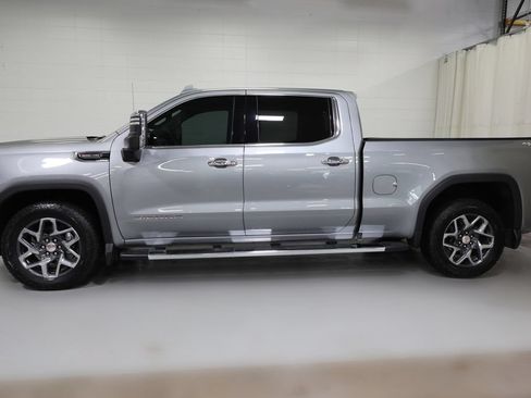 Used 2024 GMC Sierra 1500 SLT w/ SLT Premium Package AWD/4WD image 13