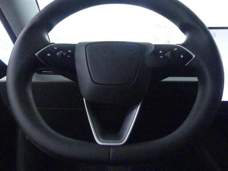 Used 2025 Tesla Model 3 Long Range RWD image 13