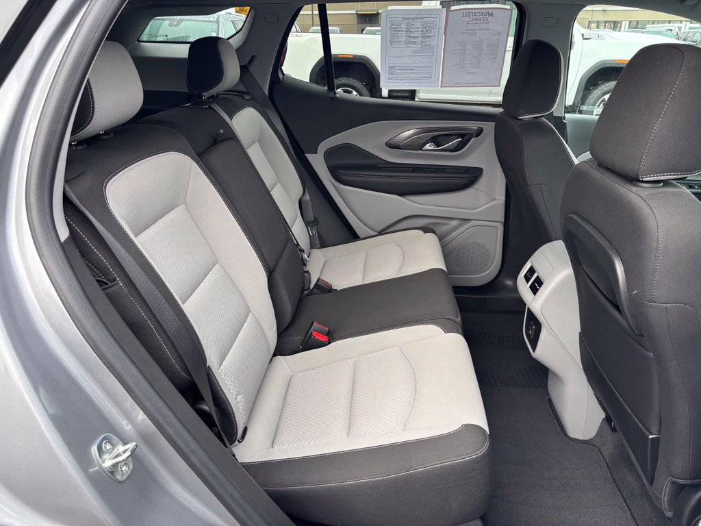 Used 2024 GMC Terrain SLE w/ Driver Convenience Package AWD/4WD image 29