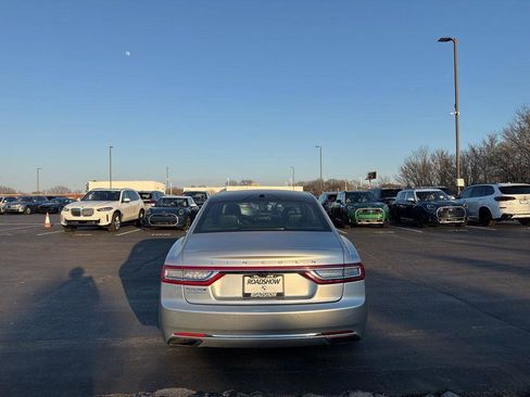 Used 2017 Lincoln Continental Reserve w/ Technology Package image 4