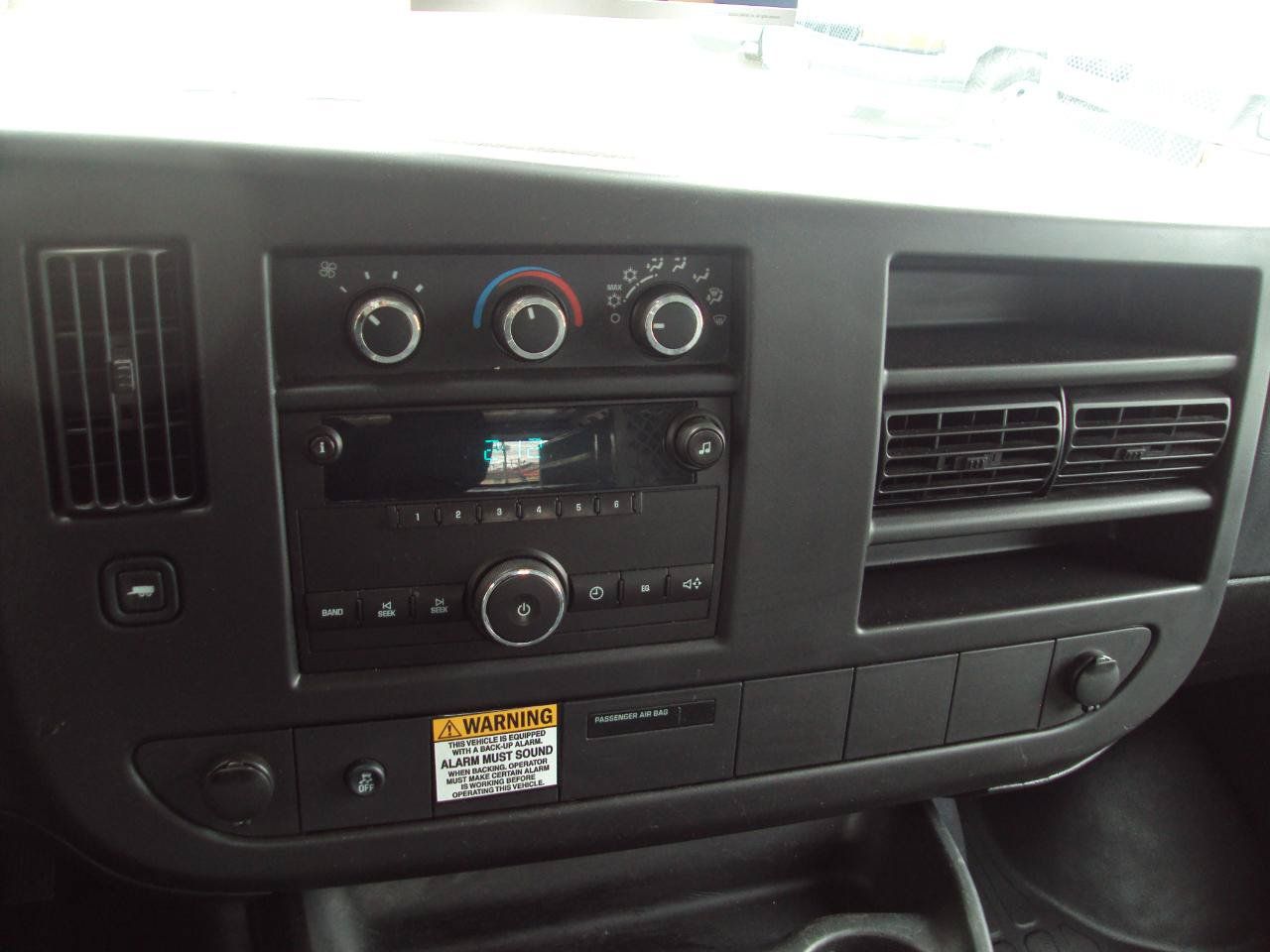 Used 2012 Chevrolet Express 1500 AWD image 21