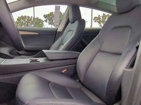 Used 2023 Tesla Model 3 Standard Range image 20