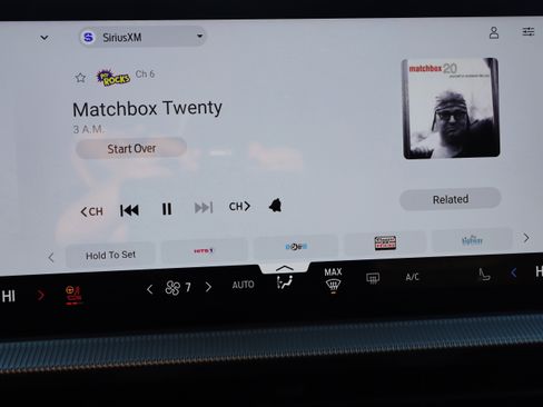 Used 2025 Ford Explorer ST-Line image 20