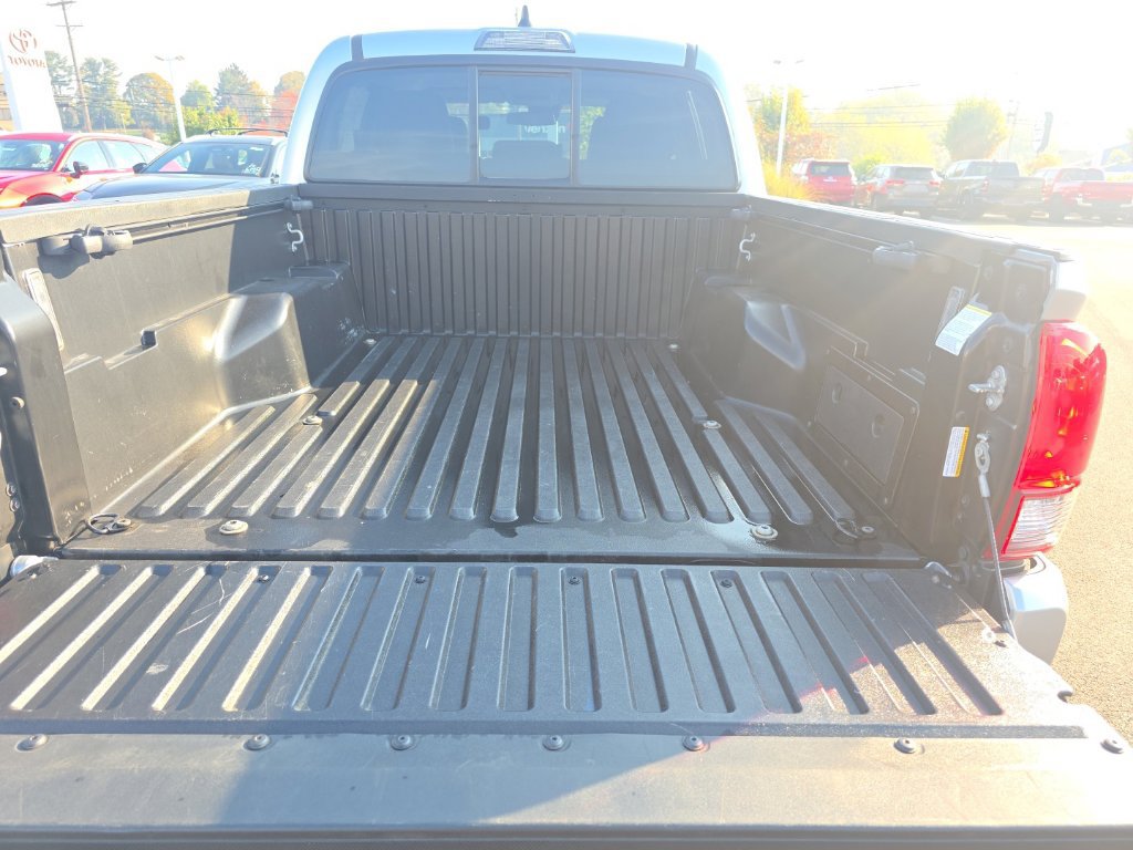 Certified 2023 Toyota Tacoma SR AWD/4WD image 6