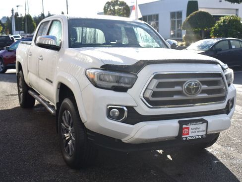 Certified 2021 Toyota Tacoma Limited image 3