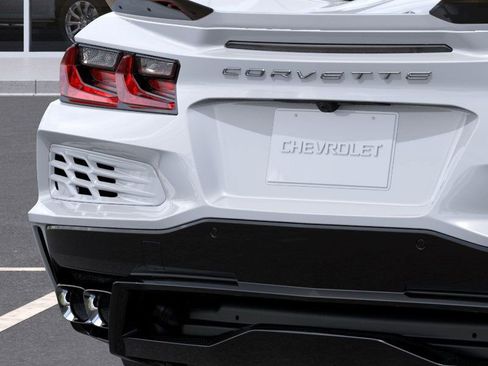New 2025 Chevrolet Corvette E-Ray w/ ZER Performance Package image 15