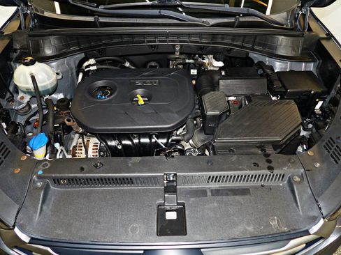 Used 2017 Hyundai Tucson SE Plus AWD/4WD image 19