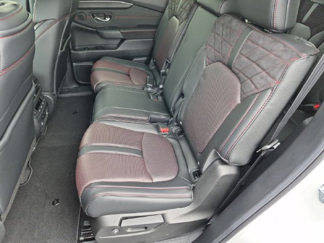 New 2026 Honda Pilot Black Edition image 18
