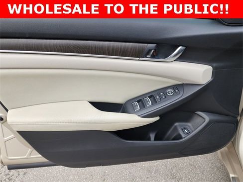 Used 2018 Honda Accord EX image 8