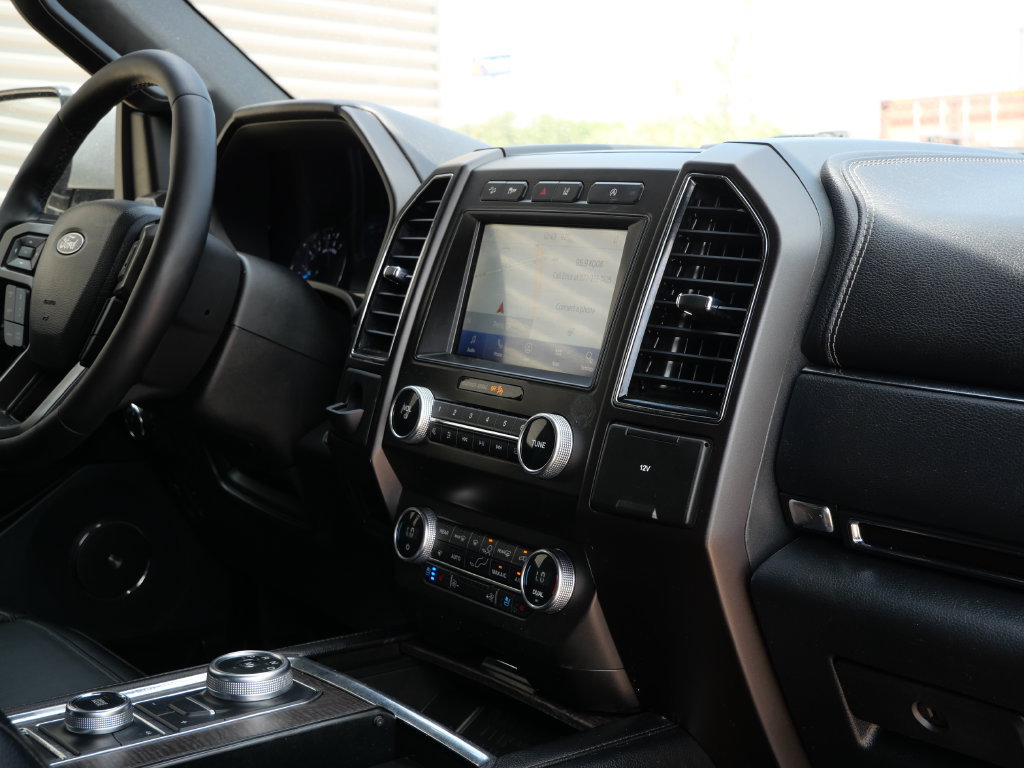Used 2021 Ford Expedition Limited AWD/4WD image 19