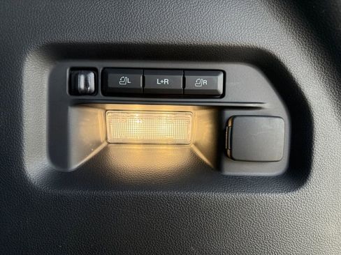 New 2026 Ford Explorer Platinum image 26