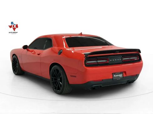 Used 2023 Dodge Challenger SRT Hellcat RWD image 6