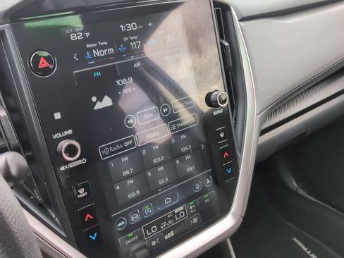 Used 2025 Subaru Crosstrek 2.0i Premium AWD/4WD image 21