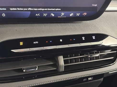 New 2026 Buick Enclave Sport Touring w/ Super Cruise Package image 32