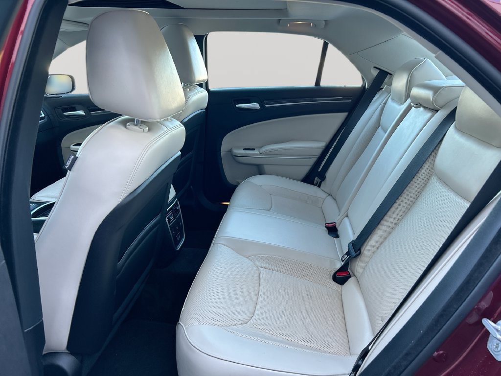 Used 2016 Chrysler 300 C w/ Safetytec Plus Group RWD image 28