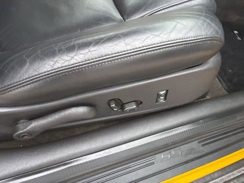 Used 2005 Chevrolet SSR w/ Preferred Equipment Group image 22