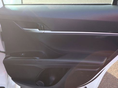 Used 2019 Toyota Camry SE image 28