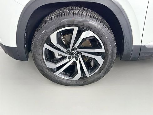 Used 2023 Volkswagen Atlas SEL AWD/4WD image 33