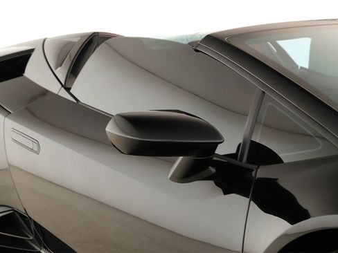 Used 2022 Lamborghini Huracan EVO image 29