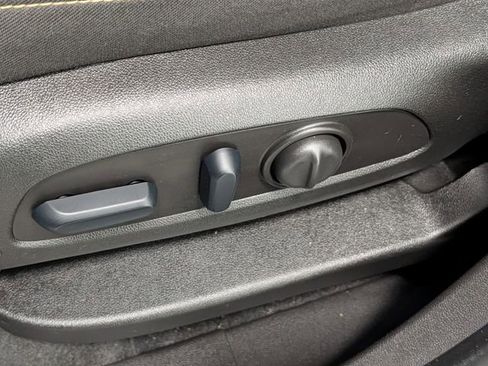 Certified 2024 Chevrolet Equinox LT image 11