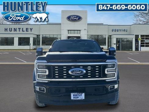 Used 2025 Ford F450 Platinum w/ Platinum Plus Package image 3