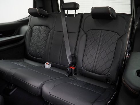 New 2025 Jeep Grand Wagoneer Series III w/ Rear Seat Video Group 1 image 18