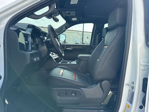 Used 2026 GMC Sierra 2500 AT4 w/ AT4 Premium Plus Package image 17