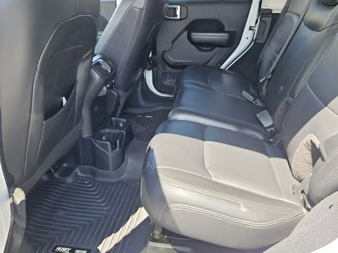 Used 2018 Jeep Wrangler Unlimited Sport S AWD/4WD image 9