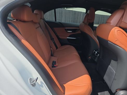 Certified 2023 Mercedes-Benz C 300 4MATIC Sedan image 15