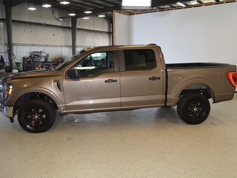 Used 2023 Ford F150 XLT image 6