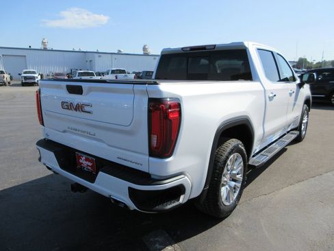Certified 2022 GMC Sierra 1500 Denali w/ Driver Alert Package II AWD/4WD image 6